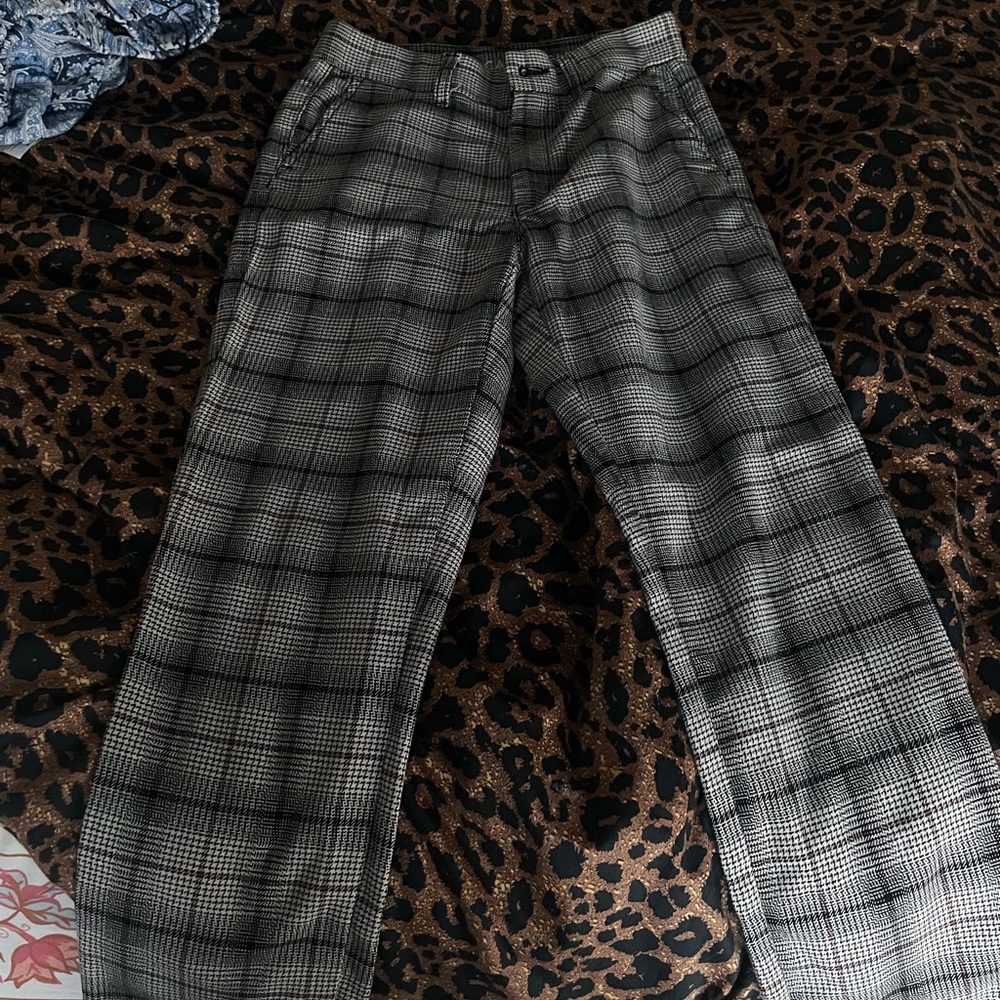 American Eagle stretch plaid trousers